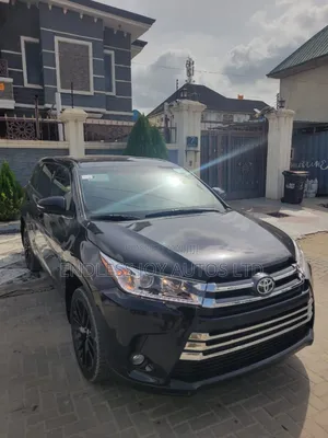 Toyota Highlander XLE V6 4x4 (3.5L 6cyl 6A) 2016 Black