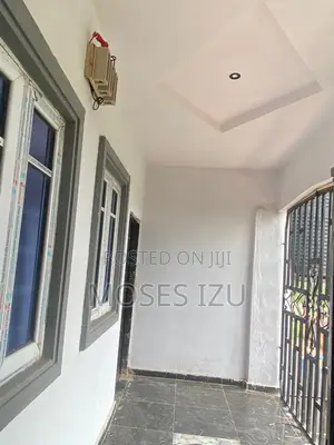 3bdrm Block of Flats in Izu, Egor for rent