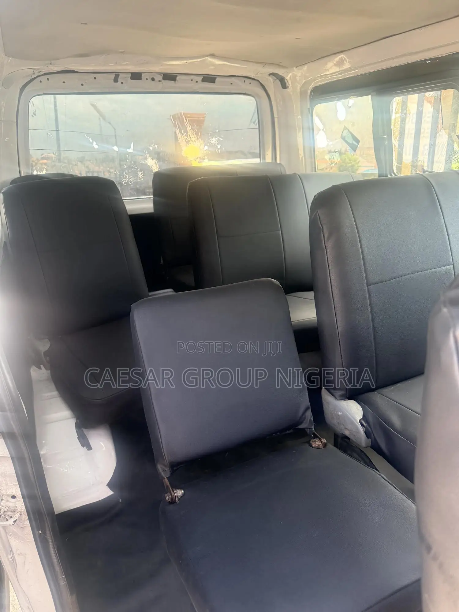 Toyota HiAce 2010 White