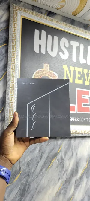 New Samsung Galaxy Z Fold7 256 GB Blue