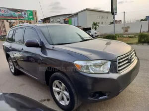 Toyota Highlander 4x4 2009 Gray