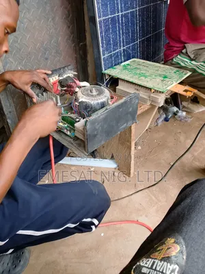 Solar Inverter Repair and Maintenance