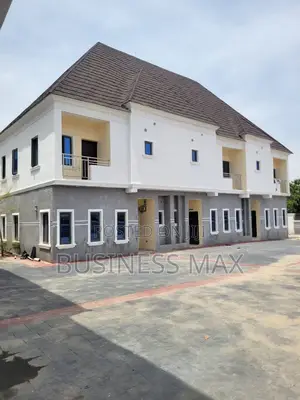 3bdrm Block of Flats in Jedo, Lugbe District for rent