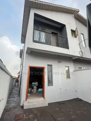 3bdrm Duplex in GRA Phase 1 for sale