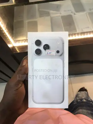 New Apple iPhone 17 Pro 256 GB Silver