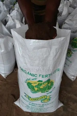 Earthcare Compost Fertilzer Plus