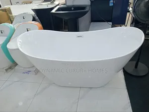 White Bathtub 170×75