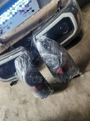 Headlight and Back Light for Toyota Tacoma 2010 Available