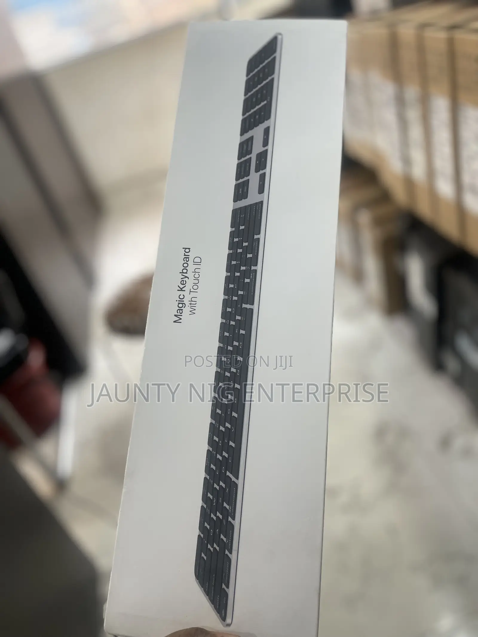 Apple Magic Keyboard With Touch Id and Numeric Keypad Usb-C,Black Keys