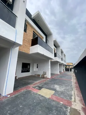 4bdrm Duplex in Ologolo for sale