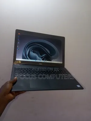 Laptop Dell 8GB Intel Core i5 HDD 1T