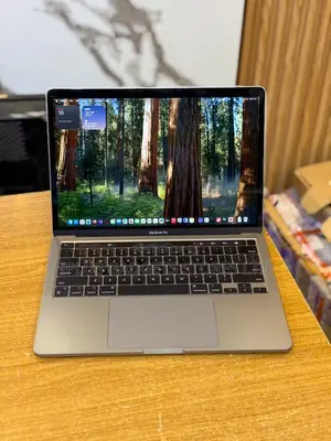 Laptop Apple MacBook Pro 2020 M1 8GB Apple M1 SSD 256GB