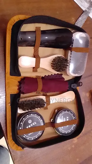 Shoe Polish Set / Kit
