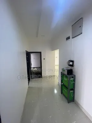 3bdrm Block of Flats in Jabi By Ukraine for rent