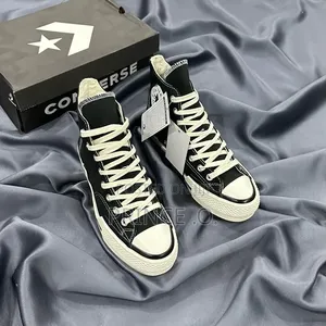 Chuck Taylor Converse High Sneakers