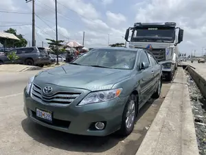 Toyota Camry XLE 4dr Sedan (2.4L 4cyl 5A) 2009 Green