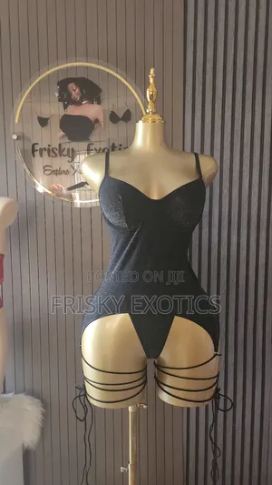 2pcs Amaya Lingerie Set With Thigh Strap