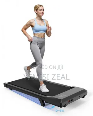 Durable Walkpad/Platform Treadmill With 130kg Incline and Bluetooth