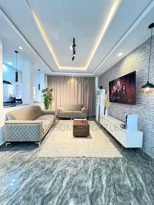 Beautiful 2 3 Bedroom Apartment +Ps5, Basketball Court Playground