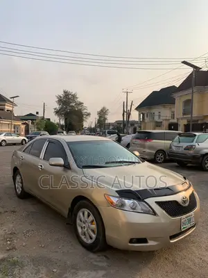 Toyota Camry 2008 Gold