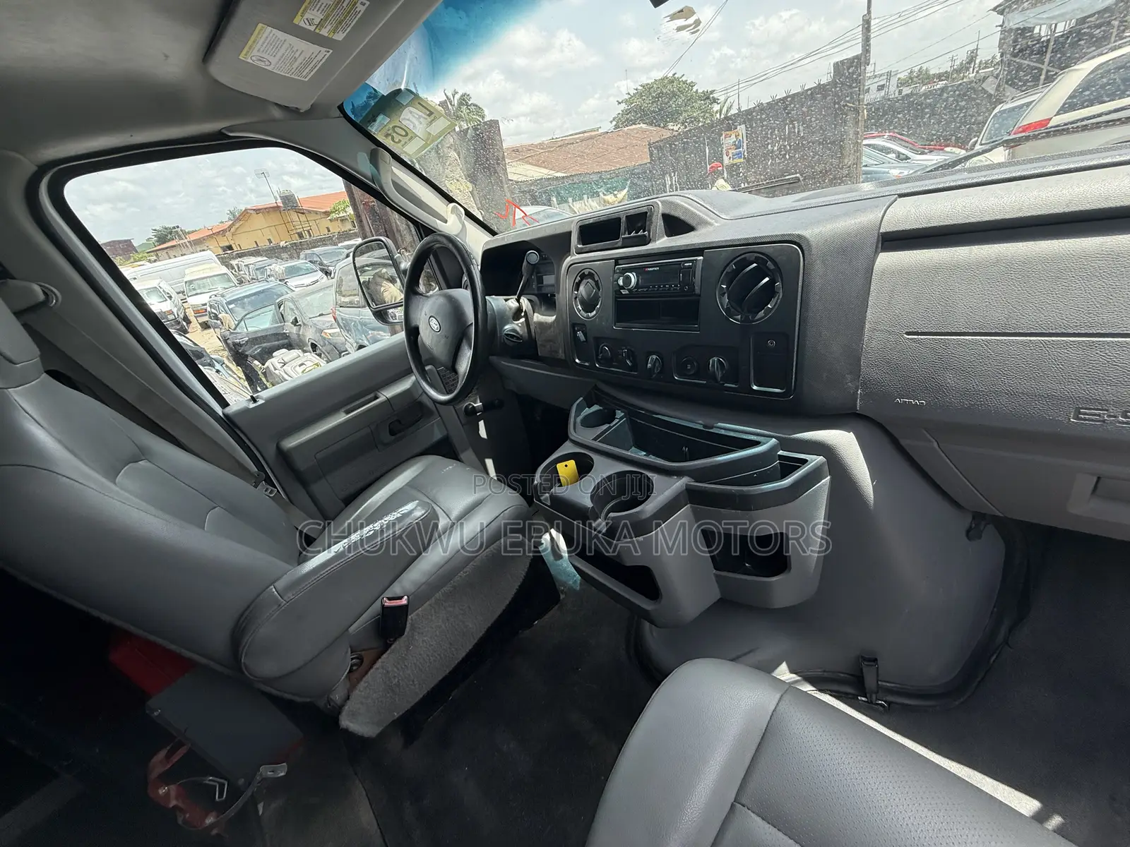 Ford E250 2014 White