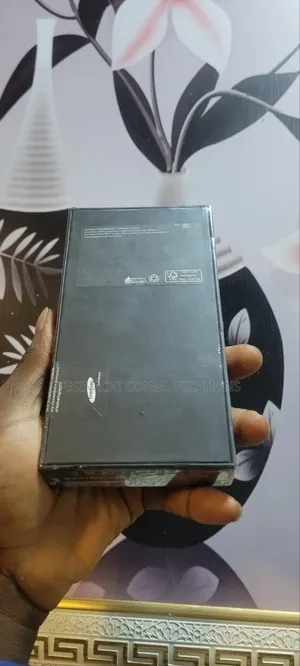 New Samsung Galaxy S22+ 5G 256 GB Black