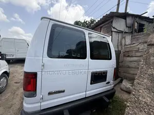 Ford E250 2014 White