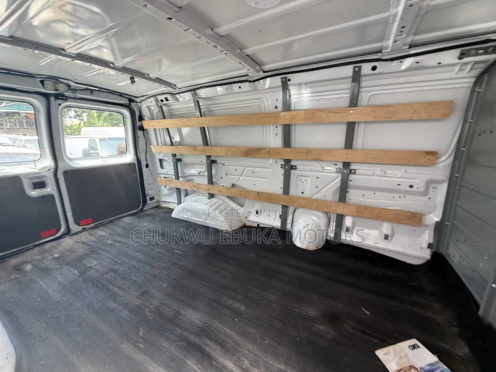 Ford E250 2014 White