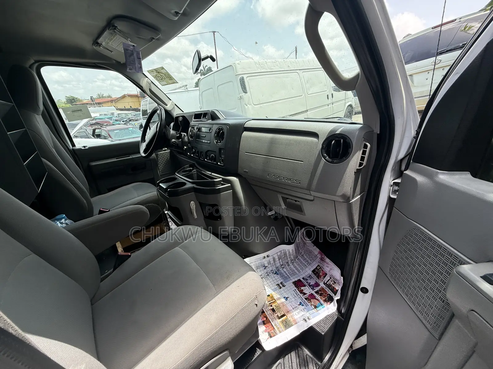 Ford E250 2014 White