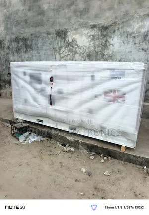 Brand New Perkins 200kva Soundproof Diesel Silent Lister Generator