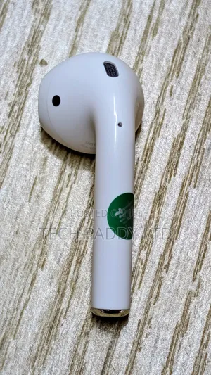 95% New Geniune Airpods 2 (Left Ear)