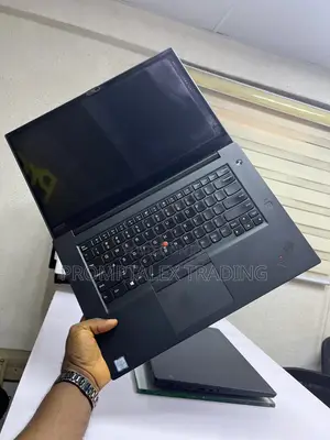Laptop Lenovo ThinkPad X1 16GB Intel Core i7 SSD 512GB