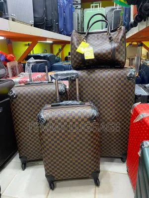 Louis Vuitton Luxury Traveling Luggage Boxes