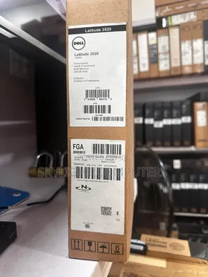 New Laptop Dell Latitude 3520 8GB Intel Core i5 SSD 250GB
