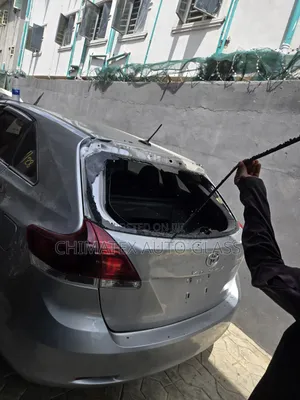 Toyota Venzer 2010 Back Windscreen Glass Available Installed