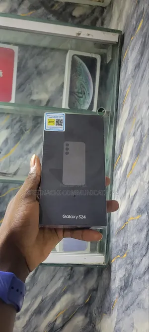 New Samsung Galaxy S24 256 GB Green