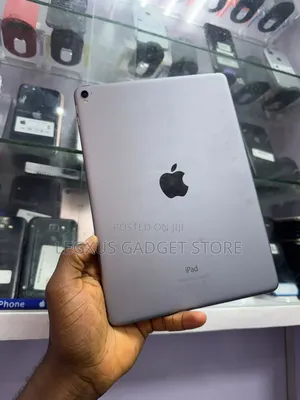 Apple iPad Pro 9.7 (2016) 128 GB Silver