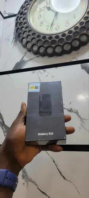 New Samsung Galaxy S23 256 GB Green