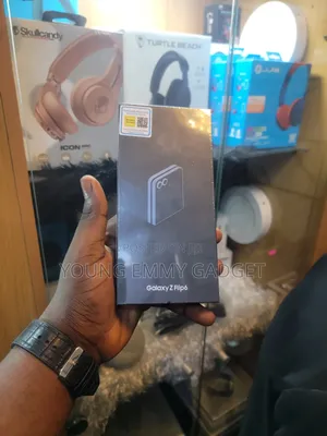 New Samsung Galaxy Z Flip6 256 GB Blue