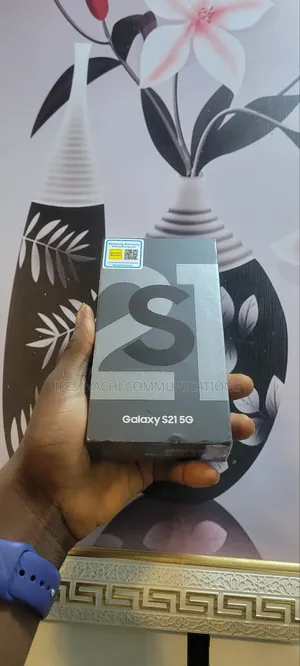 New Samsung Galaxy S21 5G 256 GB Purple