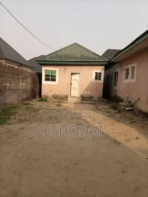 Furnished 2bdrm Block of Flats in Beside Flyover, Obio-Akpor for sale