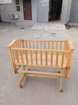 Tokunbo Baby/Toddler Wooden Bassinet With Wheel and Brand New Mattress