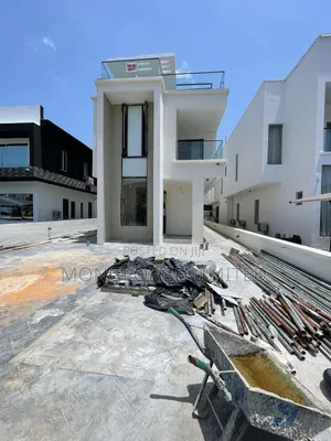 5bdrm Duplex in Osapa london for sale