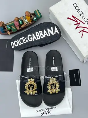 D G Gold Emblem Crown Slides
