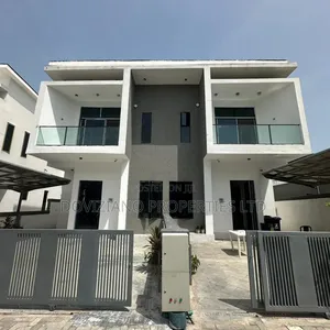 4bdrm Duplex in Ikota for sale