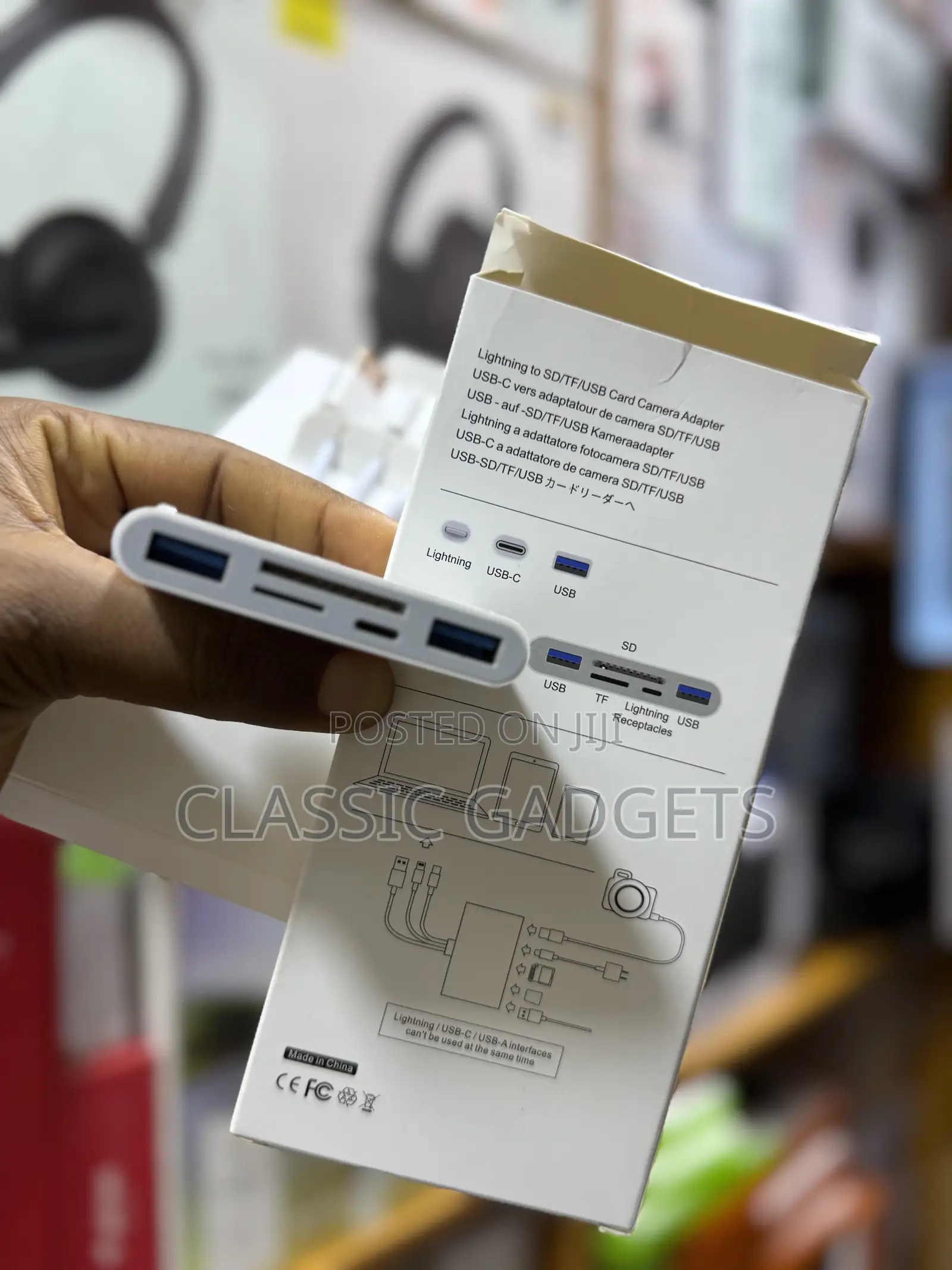 5 in 1 Camera Card Reader With Micro Sd and Sd Slots for iPhone/iPad