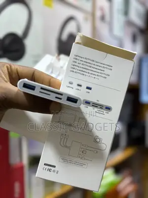5 in 1 Camera Card Reader With Micro Sd and Sd Slots for iPhone/iPad