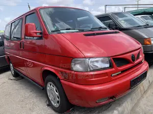 Volkswagen Transporter 2007 Red