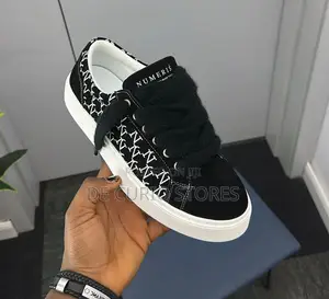 Numerics - Sneakers