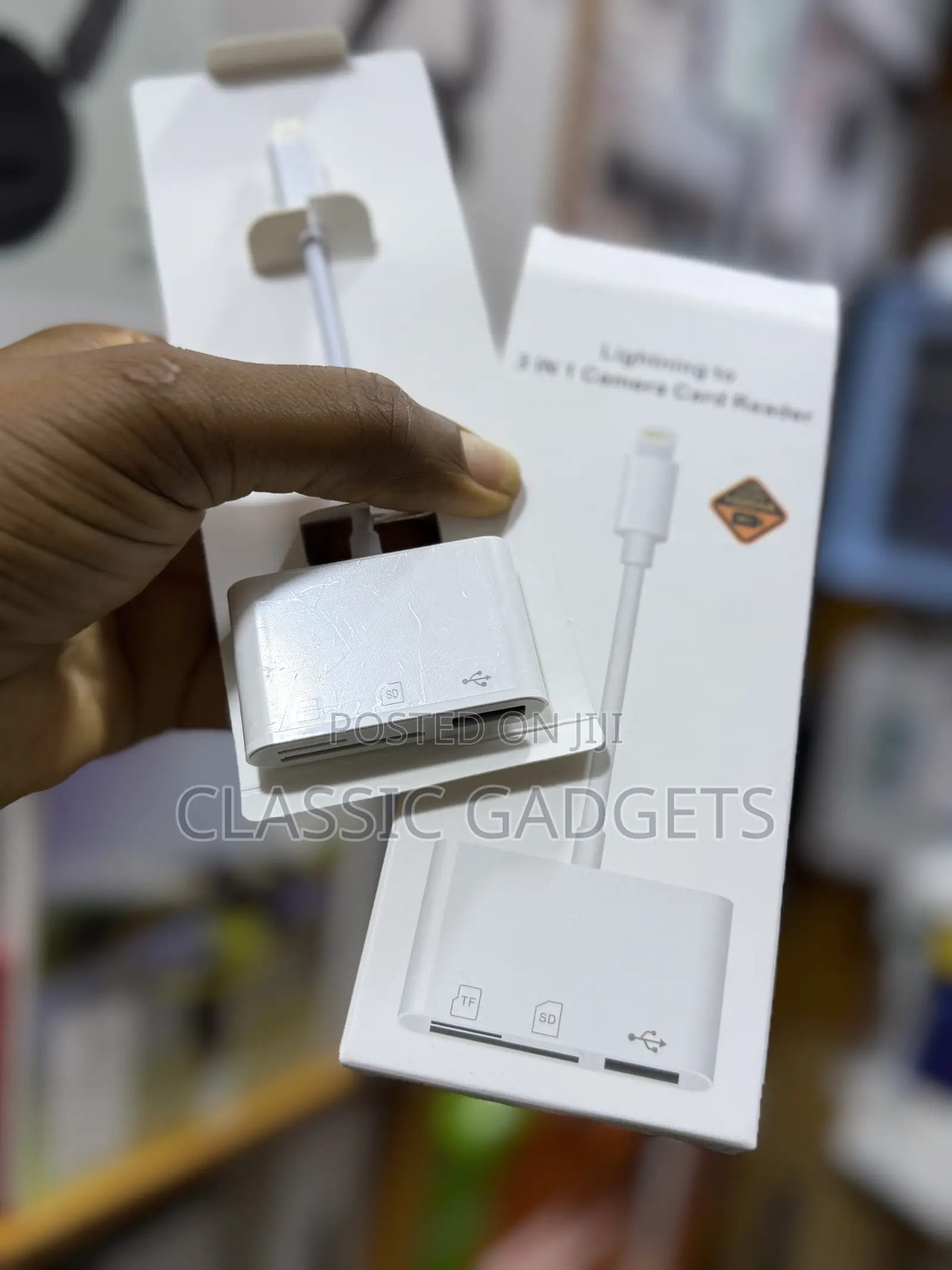 Lightning to 3 in 1 Camera Card Reader